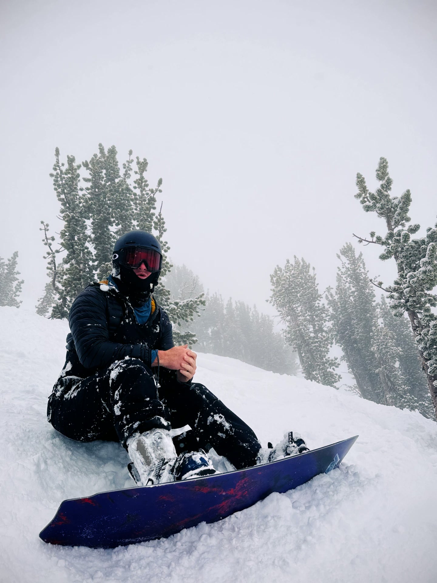 Sitting in the snow geared up in the fog waiting for the run at Mammoth
